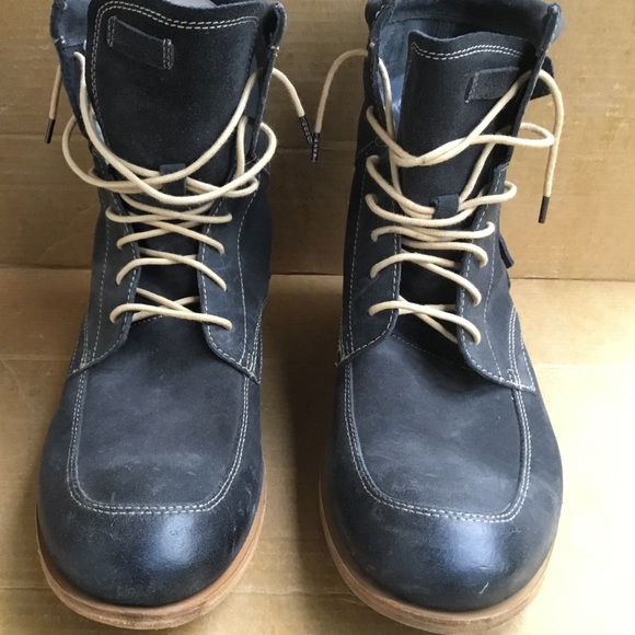 ROCKPORT BOOTS - Picture 4 of 9